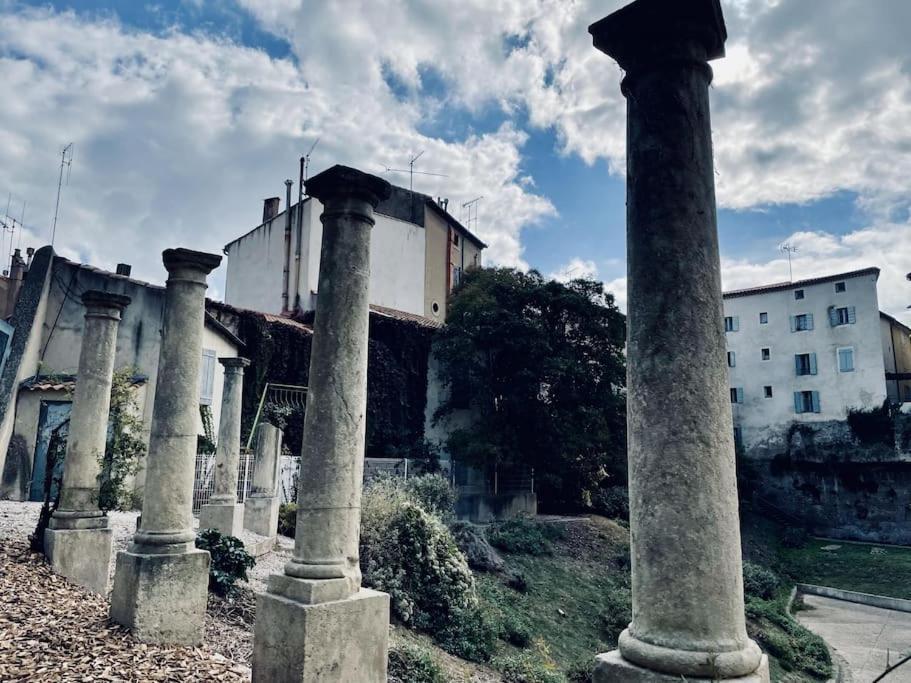 Le Moulin 3 - Appartement Tout Confort Centre Ville - Beziers - Wifi - Tv Connecte ภายนอก รูปภาพ